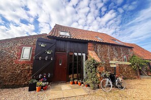 Exterior - The Old Barn Self Catering Cottage (Heacham)