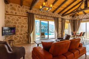 Vila, 1 kamar tidur, Bebas Asap Rokok | Ruang keluarga | TV LCD