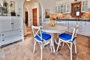Villa, Pool View | Private kitchenette