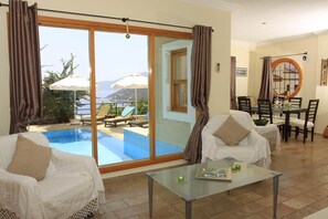 Villa, vue mer | Salle de séjour