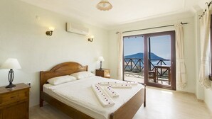 Villa, 6 Bedrooms, Sea View | 6 bedrooms, desk, bed sheets - Villa Vintage (Kas)
