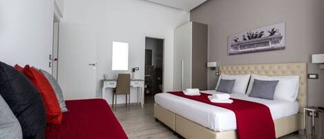 3 bedrooms, soundproofing, iron/ironing board, travel crib