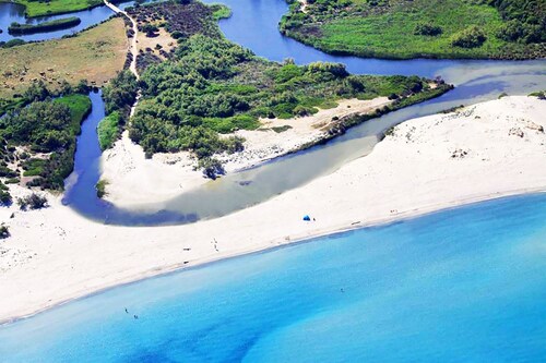 Agréable gîte dans le village typique de Lama - WIFI