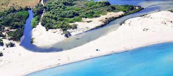 Cottage in the village of Lama - WIFI