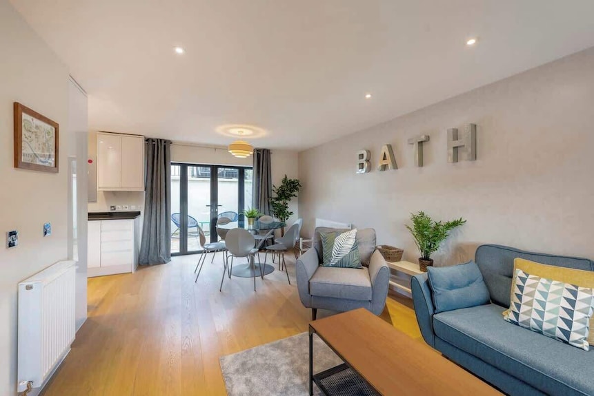 Fantastic 3-bed House In Bath With Free Parking - Bath