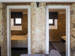 5 makuuhuonetta, äänieristys, silitysrauta/-lauta, ilmainen Wi-Fi