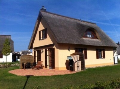 Vacation home close to the beach with sauna incl. additional costs, home office possible