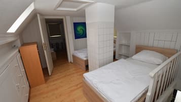 Apartment, 2 Bedrooms | Free WiFi