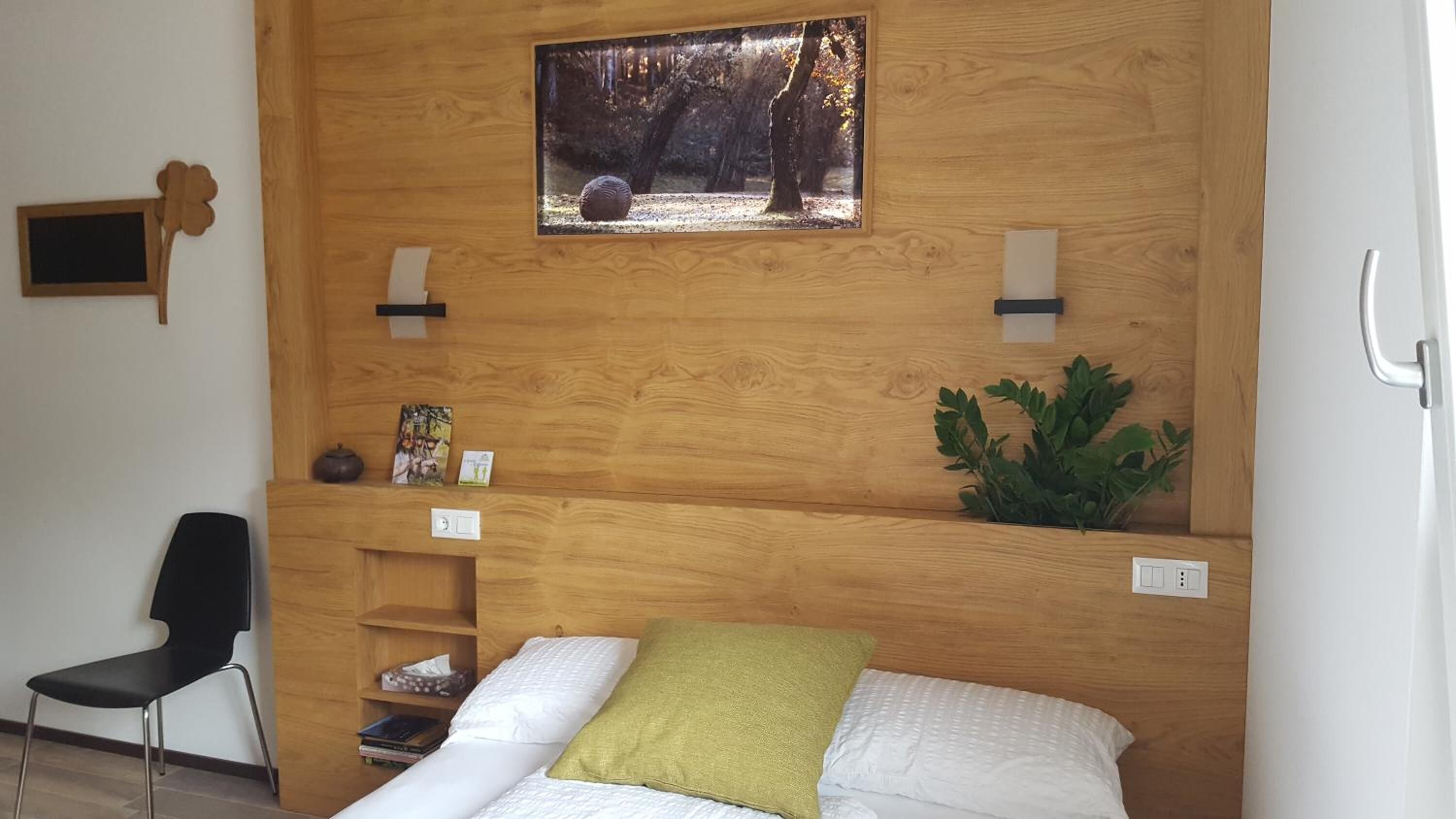 Individually furnished, desk, blackout drapes, soundproofing