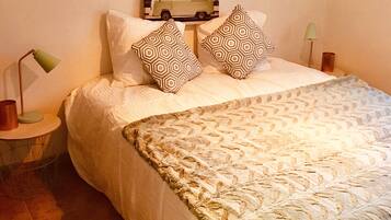 3 habitaciones, tabla de planchar con plancha y wifi gratis