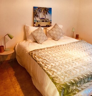 3 habitaciones, tabla de planchar con plancha y wifi gratis 