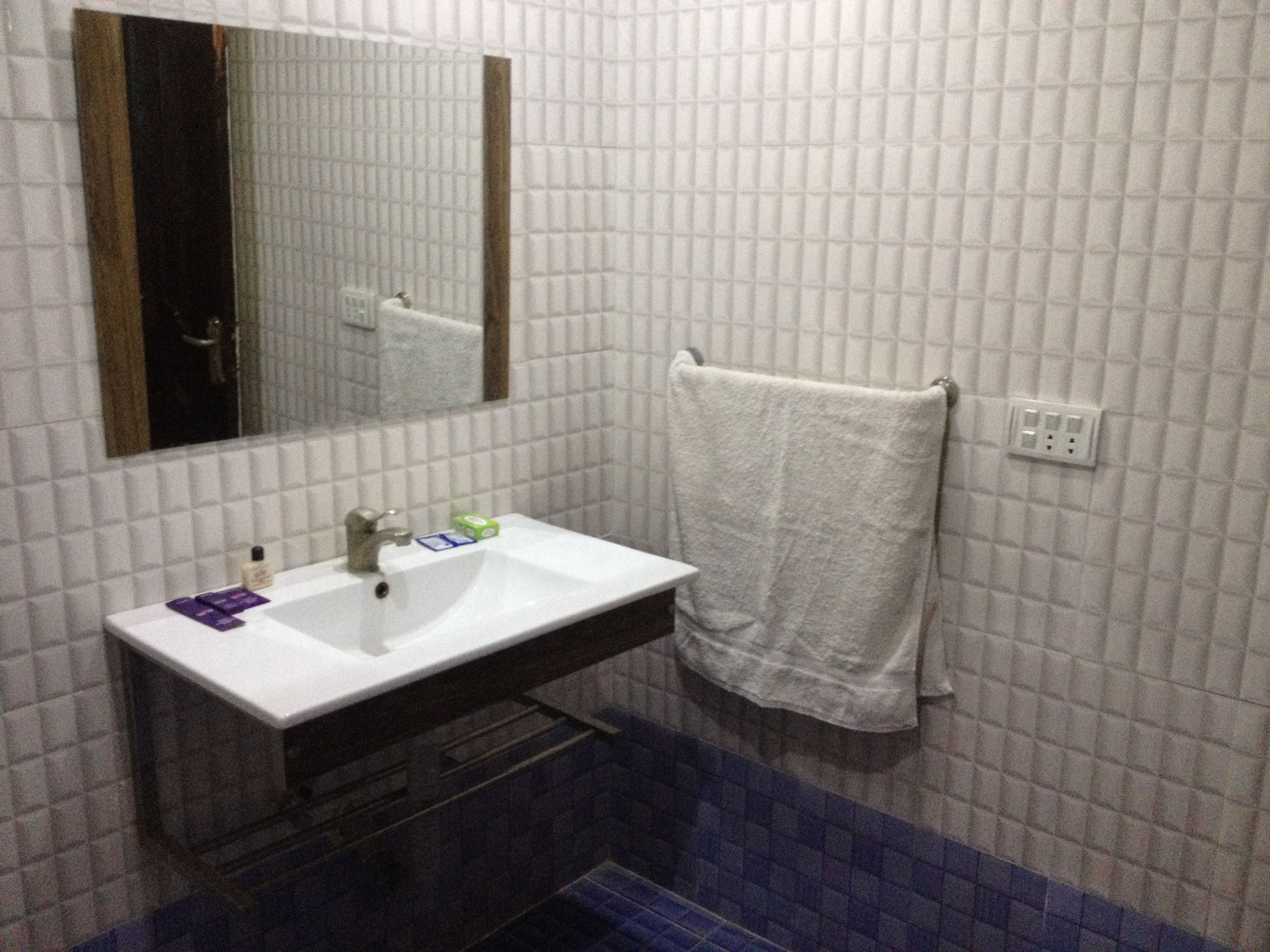 Hausschuhe, Handtücher