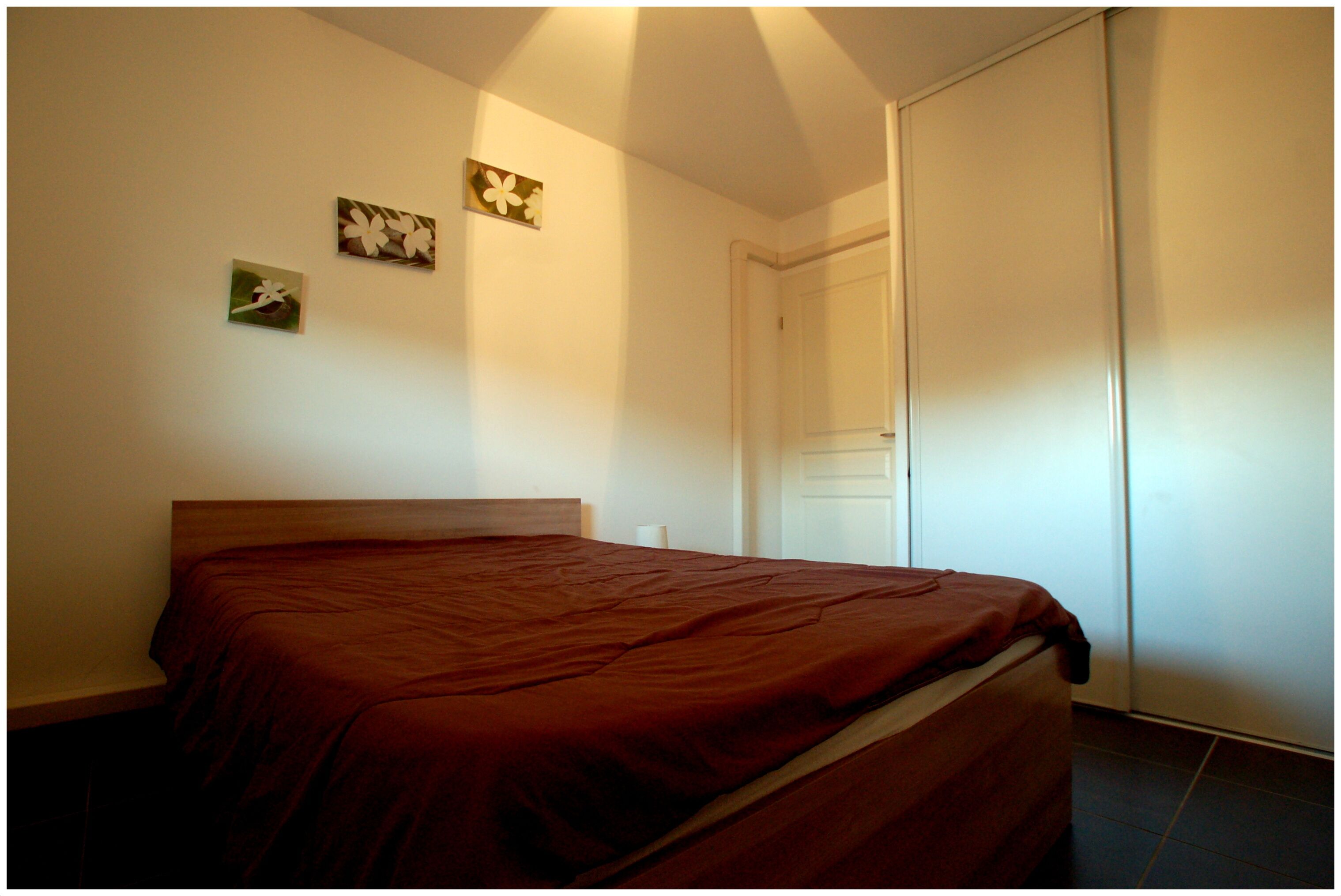 APARTMENT 6-8 PERS PRIVATE PARKING WIFI BEACH AND CENTER 5 MIN WALK 0635511602