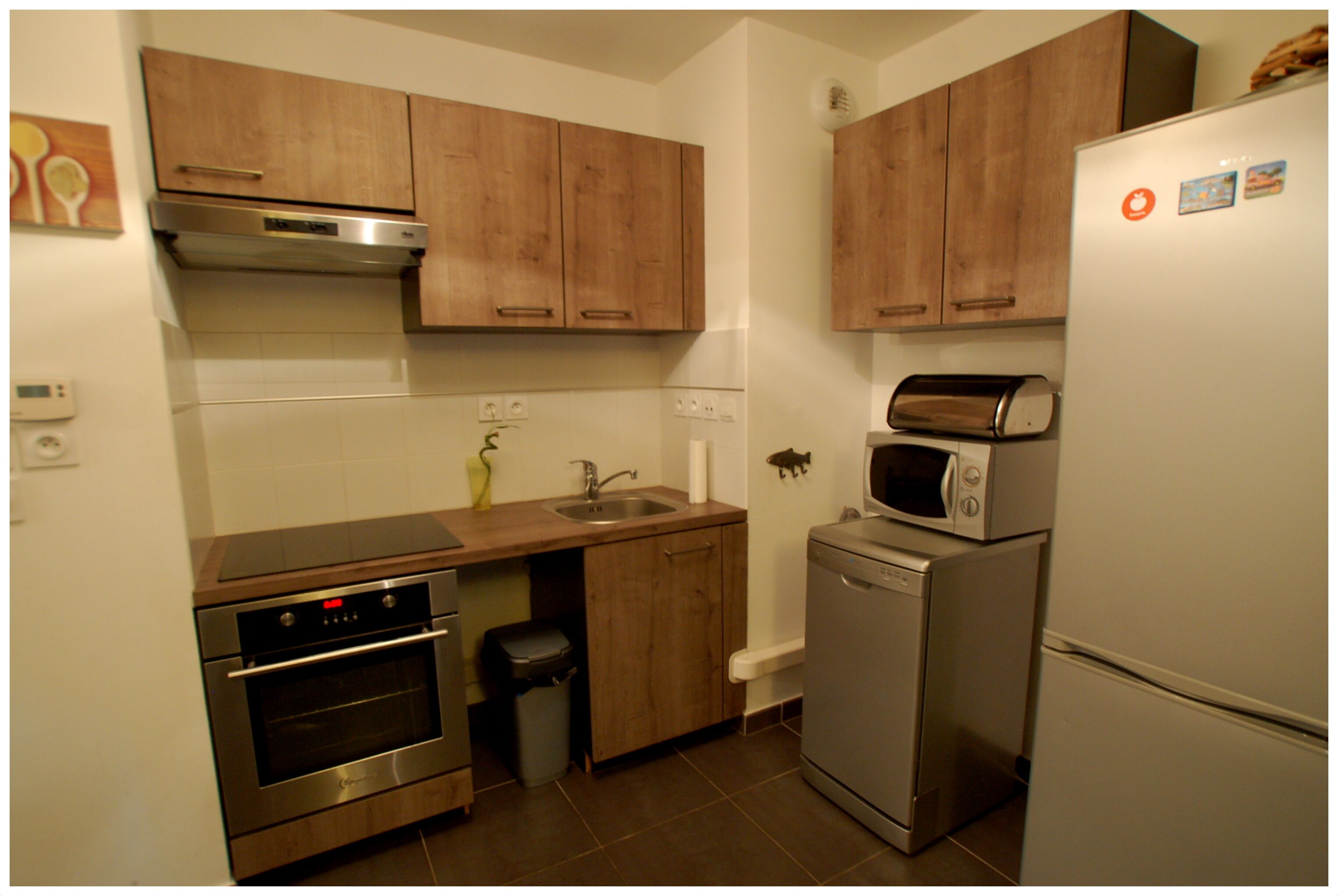 APARTMENT 6-8 PERS PRIVATE PARKING WIFI BEACH AND CENTER 5 MIN WALK 0635511602