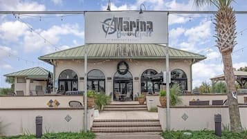 Condo, 2 phòng ngủ | Ngoại thất