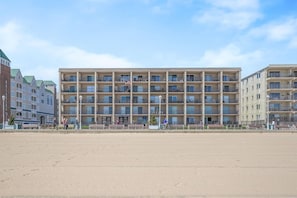 Condo, 1 quarto | Fachada