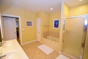 Condo, 4 Bedrooms | Bathroom