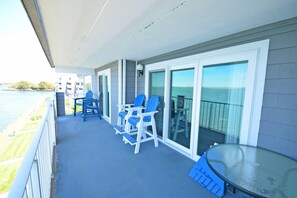 Outdoor dining - Harbour Island 303L 2 Bedroom Condo by RedAwning (Ocean City)