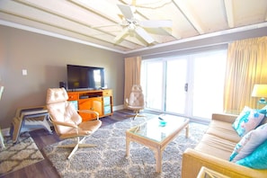 Condo, 1 Bedroom | Living room - Jada 4H 1 Bedroom Condo by RedAwning (Ocean City)
