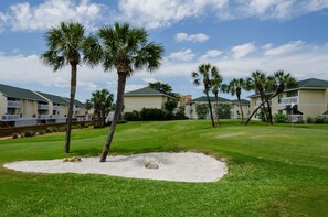Condo, 3 Bedrooms | Golf