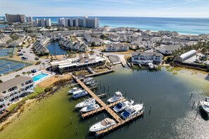 Condo, 3 Bedrooms | Marina