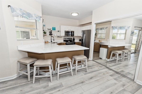 Condo, 3 Bedrooms | Private kitchen | Fridge, oven, coffee/tea maker, toaster - Sandpiper Cove 9107 3 Bedroom Condo by RedAwning (Destin)