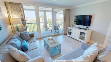 Condo, 2 Bedrooms | Living area | 30-inch TV with cable channels
