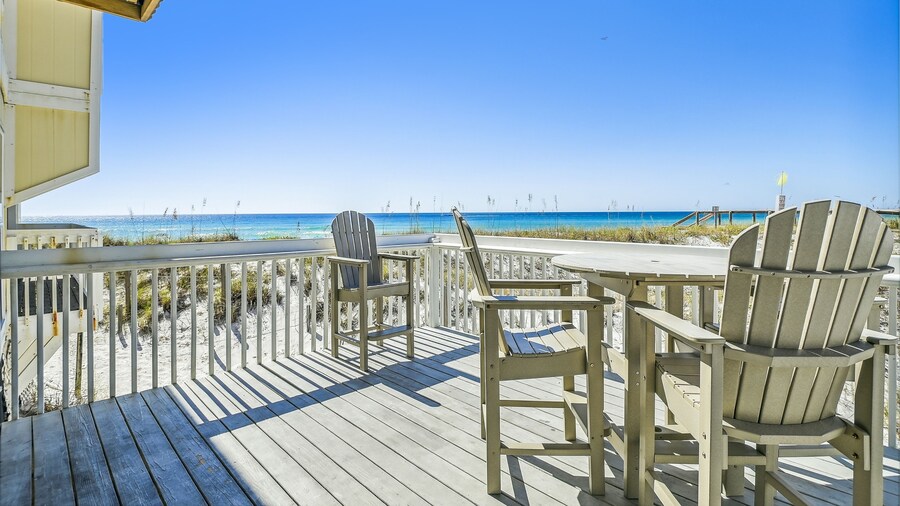 Sandpiper Cove 1129 2 Bedroom Condo by RedAwning