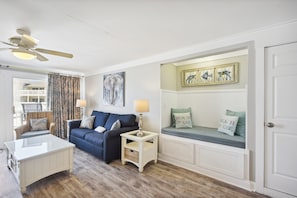 Living room - Sandpiper Cove 1125 1 Bedroom Condo by RedAwning (Destin)