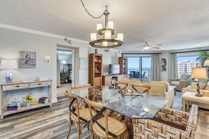 Dining - Inlet Reef 510 2 Bedroom Condo by RedAwning (Destin)