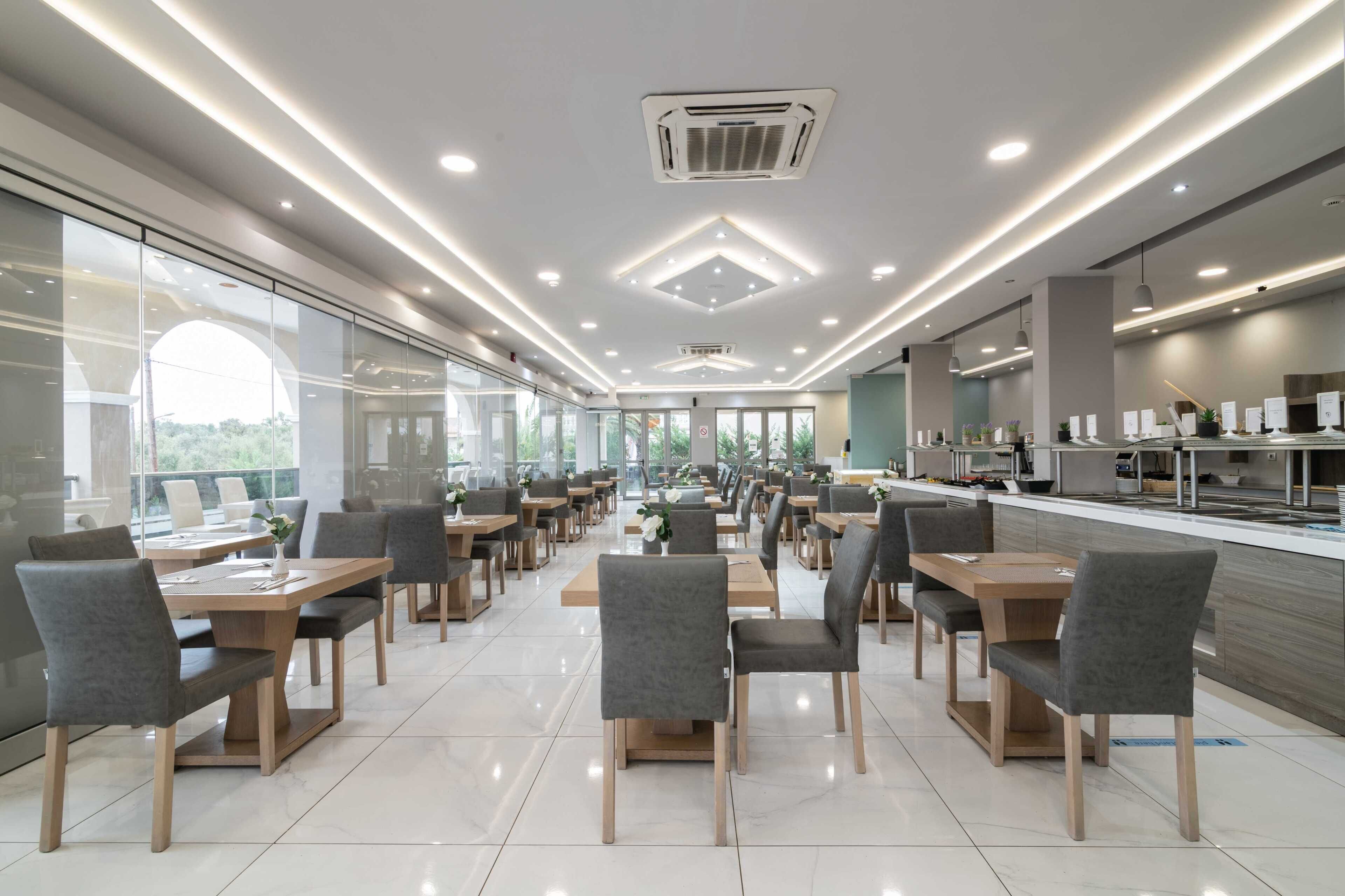 包含每日自助早餐