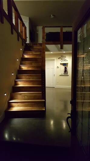 Interior - Breathtaking Mountain Views tucked away in private.  Outdoor Sauna and Hot Tub! (Palmer)