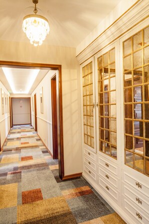 Interior detail - Luzeiros Suites (Lisbon)
