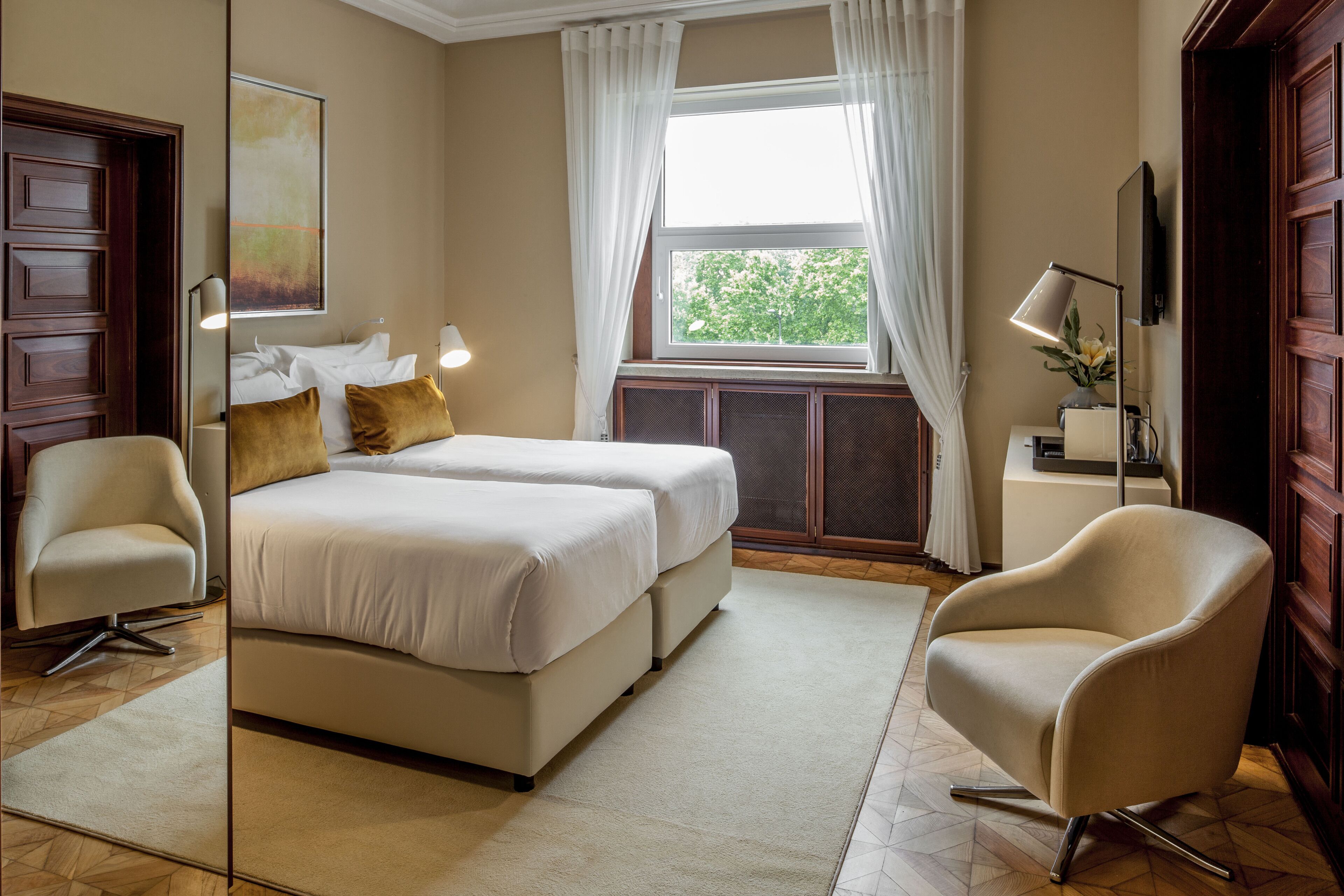 deluxe room, city view | view from room