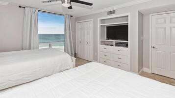 Condo, 2 Bedrooms | 2 bedrooms, iron/ironing board, free WiFi, bed sheets