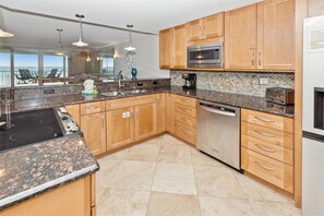 Condo, 2 Bedrooms | Private kitchen | Fridge, microwave, oven, dishwasher
