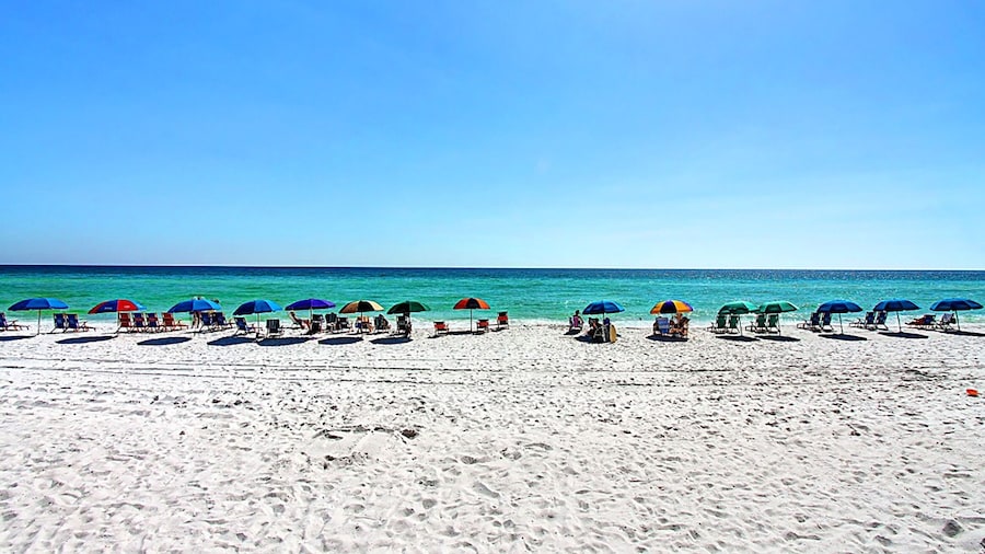 Shoreline Towers 1084 2 Bedroom Condo by RedAwning