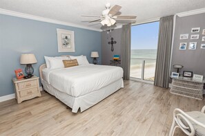Condo, 2 Bedrooms
