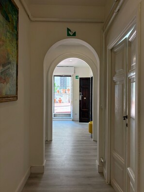 Classic Room, Non Smoking | Premium bedding, down comforters, minibar, in-room safe - Charme & Chic Luxury (Rome)