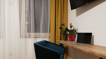 Superior-Apartment | Schreibtisch, schallisolierte Zimmer, Bügeleisen/Bügelbrett, Babybetten