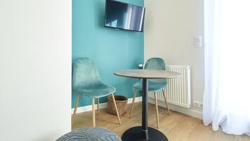 Grande Chambre Double | Literie de qualité supérieure, matelas Select Comfort