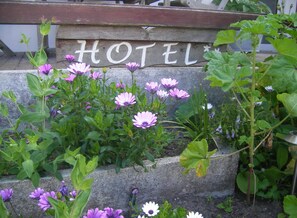 Free self-parking - Les Chants d'Ailes - Hôtel Face Mer (La Turballe)