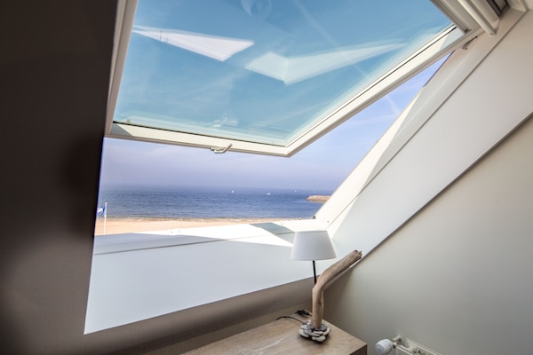 Standard Double Room | Beach/ocean view