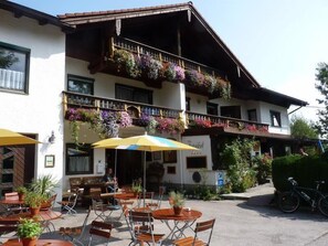 Front of property - Fetznhof Landpension (Grassau)