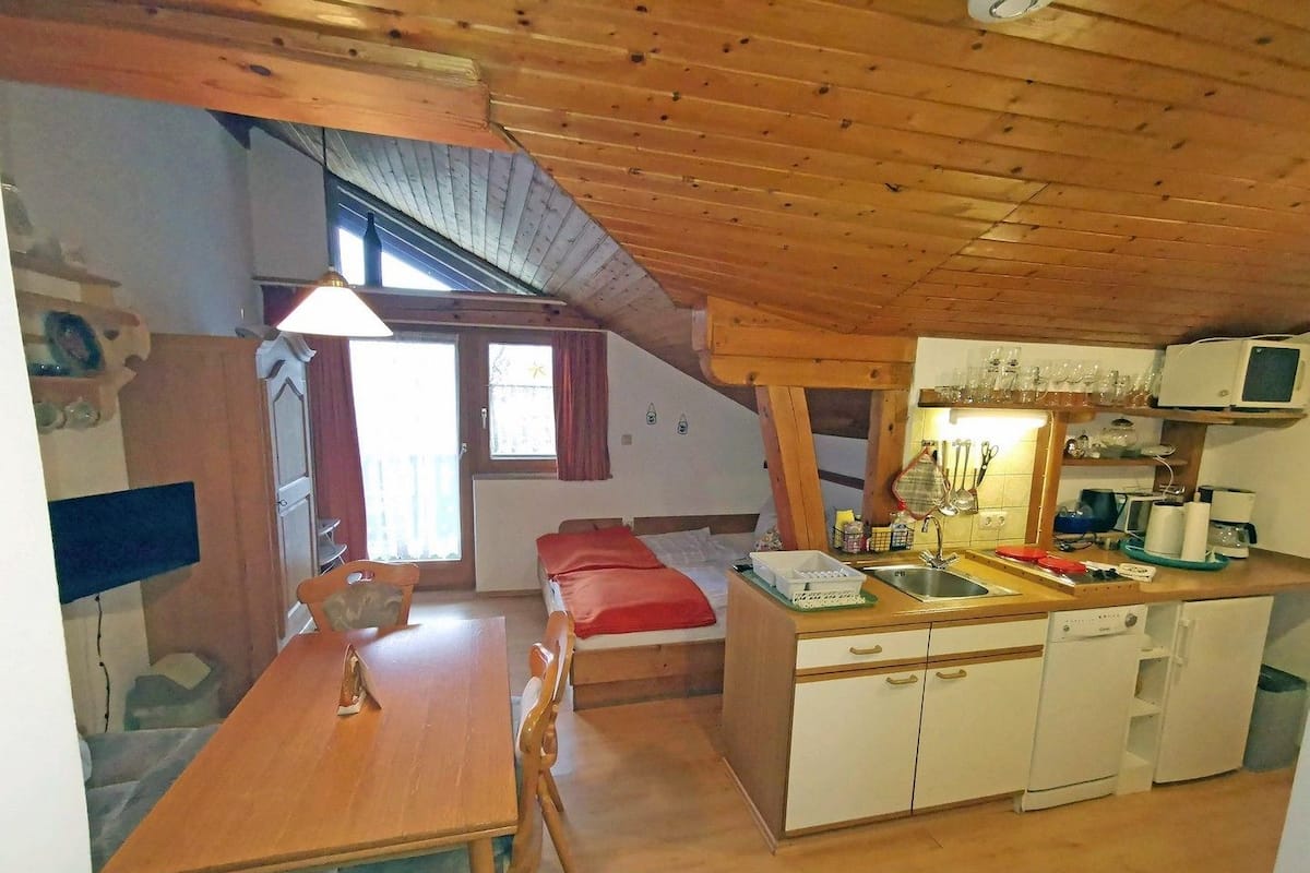 Apartment (HIMMIKAMMER) | Eigene Küche | Ofen, Herdplatte