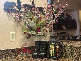 Condo, 2 Bedrooms | Lobby