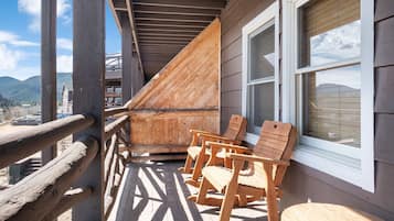 Appartamento, 1 camera da letto | Balcone