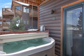 Condo, 1 Bedroom | Outdoor spa tub - Lookout Mountain 27b 1 Bedroom Condo by RedAwning (Estes Park)