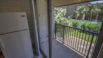 Studio | Halaman properti