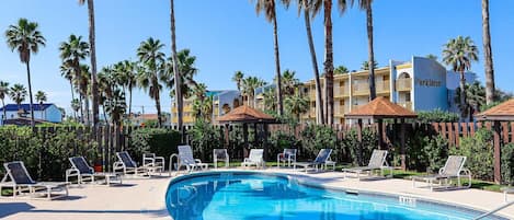 Condo, 2 habitaciones | Alberca